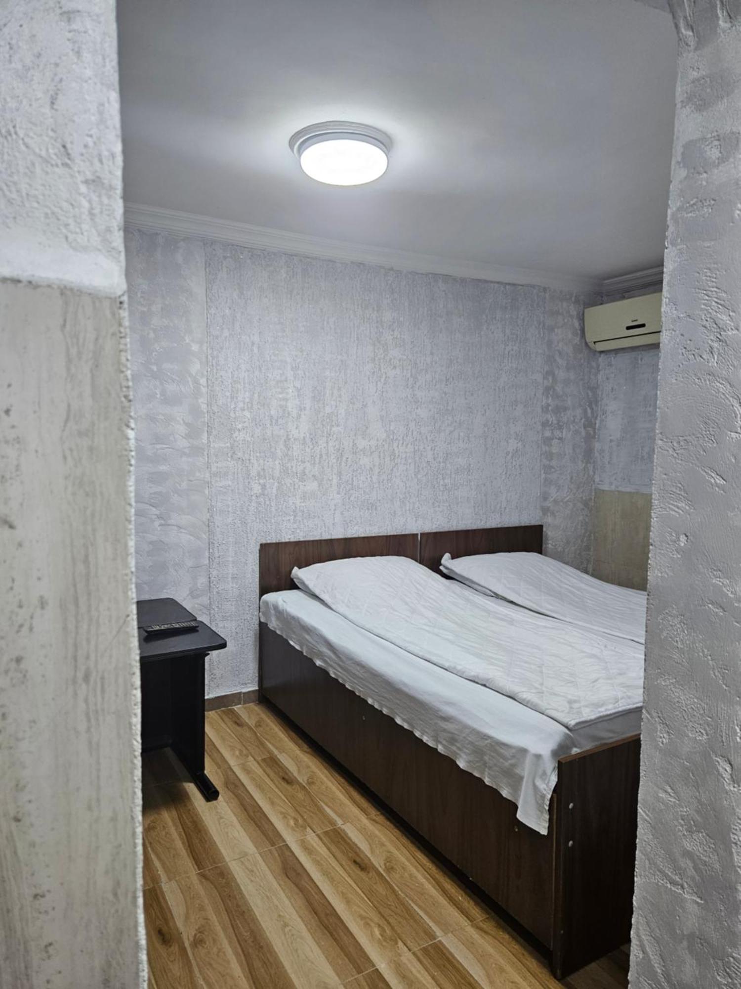 Guest House 2 Floor Batumi Exterior photo